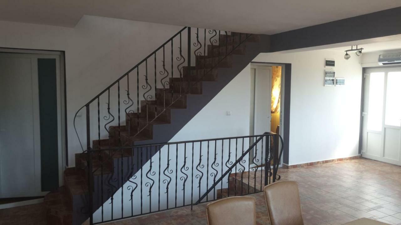 La Curtea Argeseana Apartment Valea Iasului Exterior foto